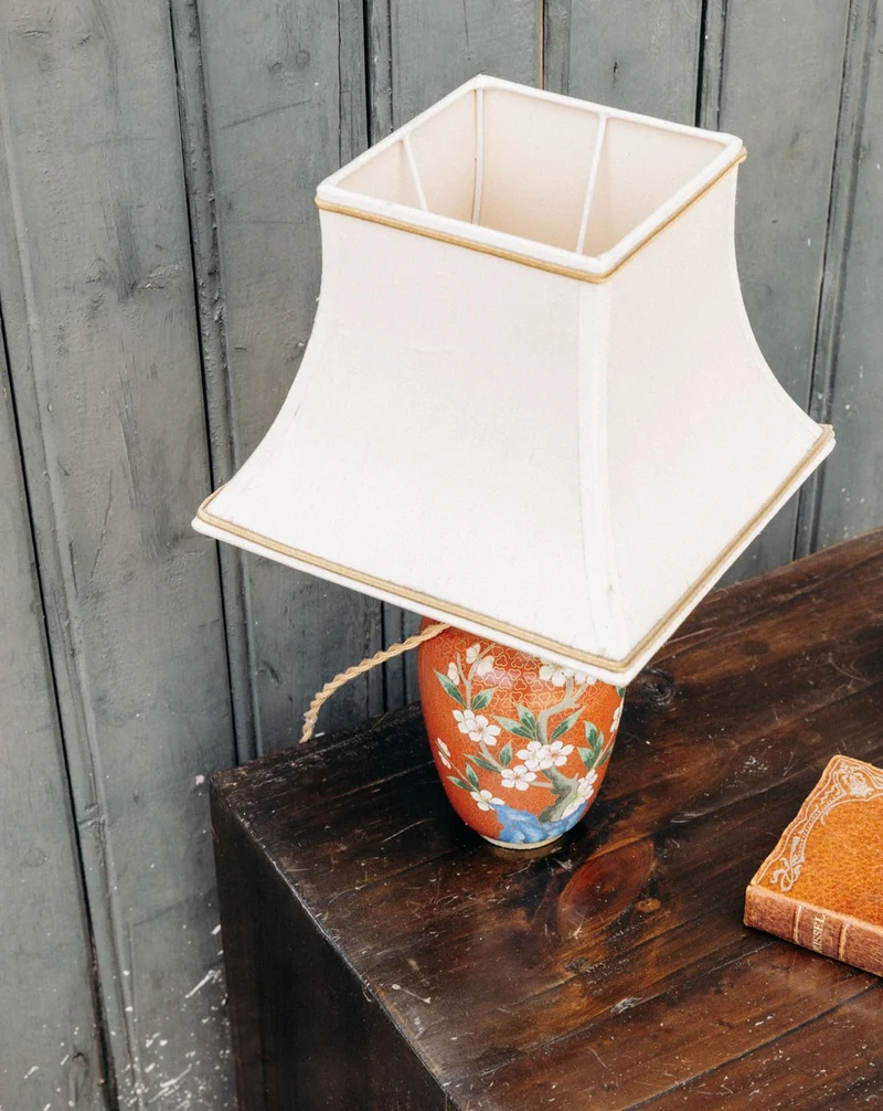 Suzanne, la lampe en céramique à l'imprimé floral N°572