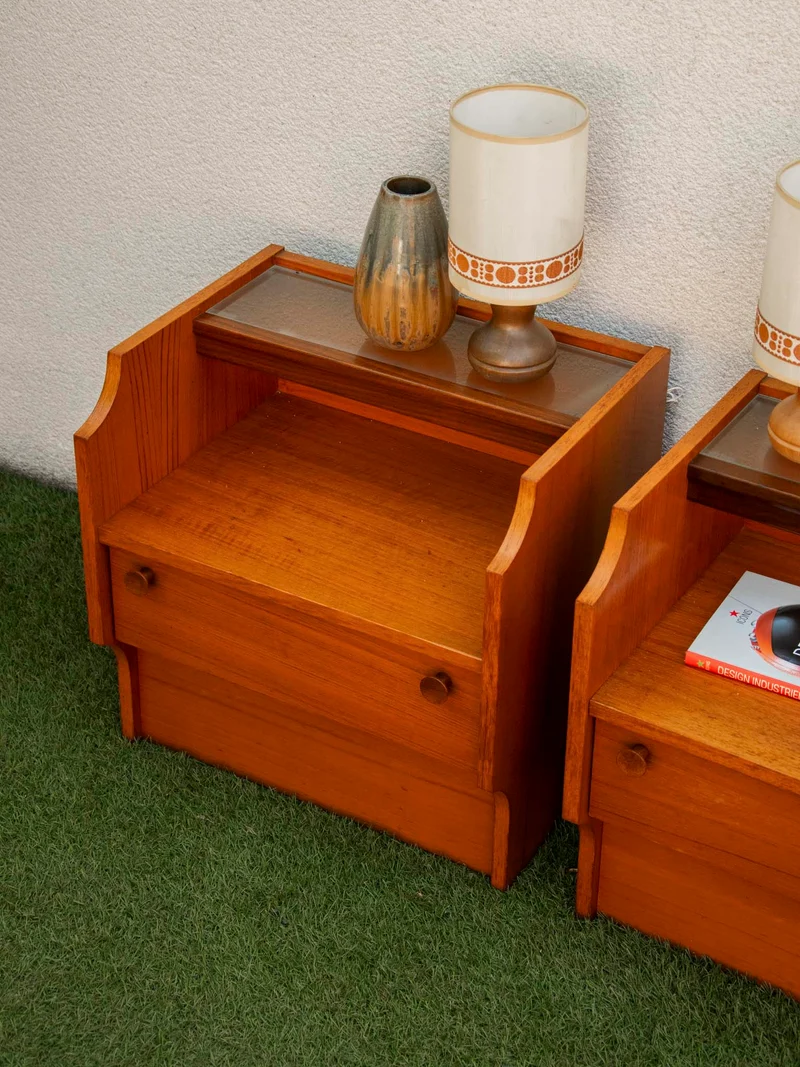 Maïa, la paire de tables de chevets aux néons lumineux N°1501