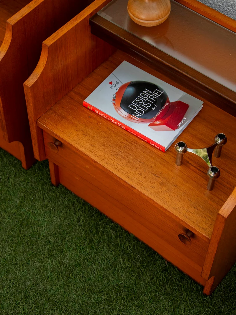 Maïa, la paire de tables de chevets aux néons lumineux N°1501