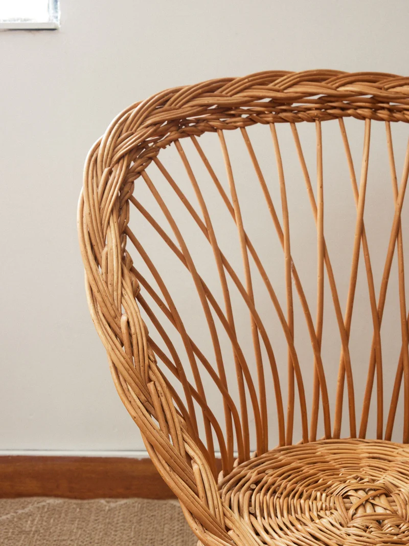 Ernest, le fauteuil en osier N°1025