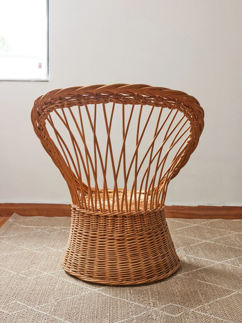 Ernest, le fauteuil en osier N°1025
