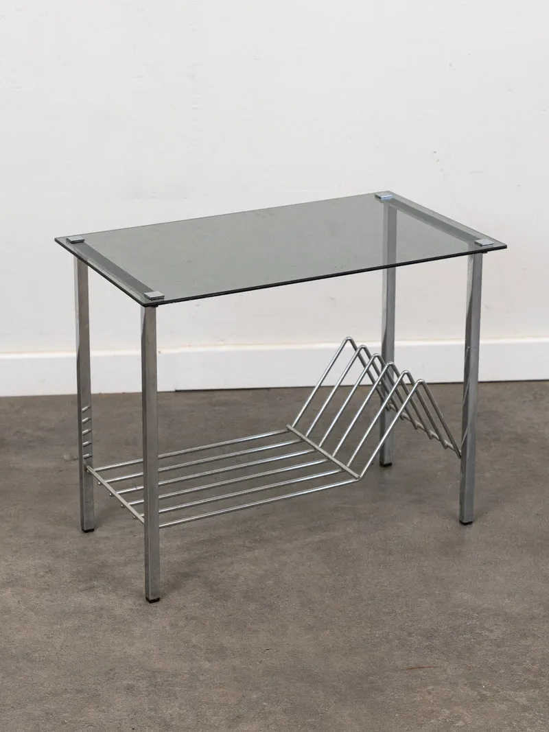 Hanna, la table d'appoint en verre et métal N°1391