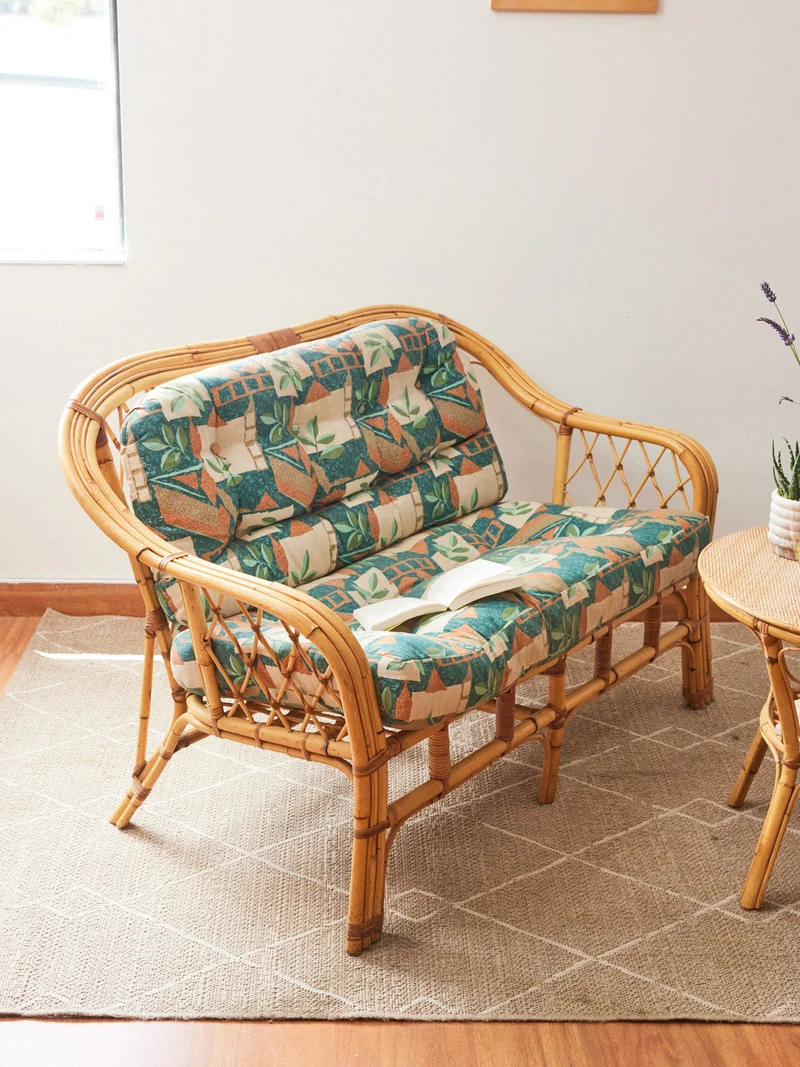 Martine, la banquette en rotin N°52