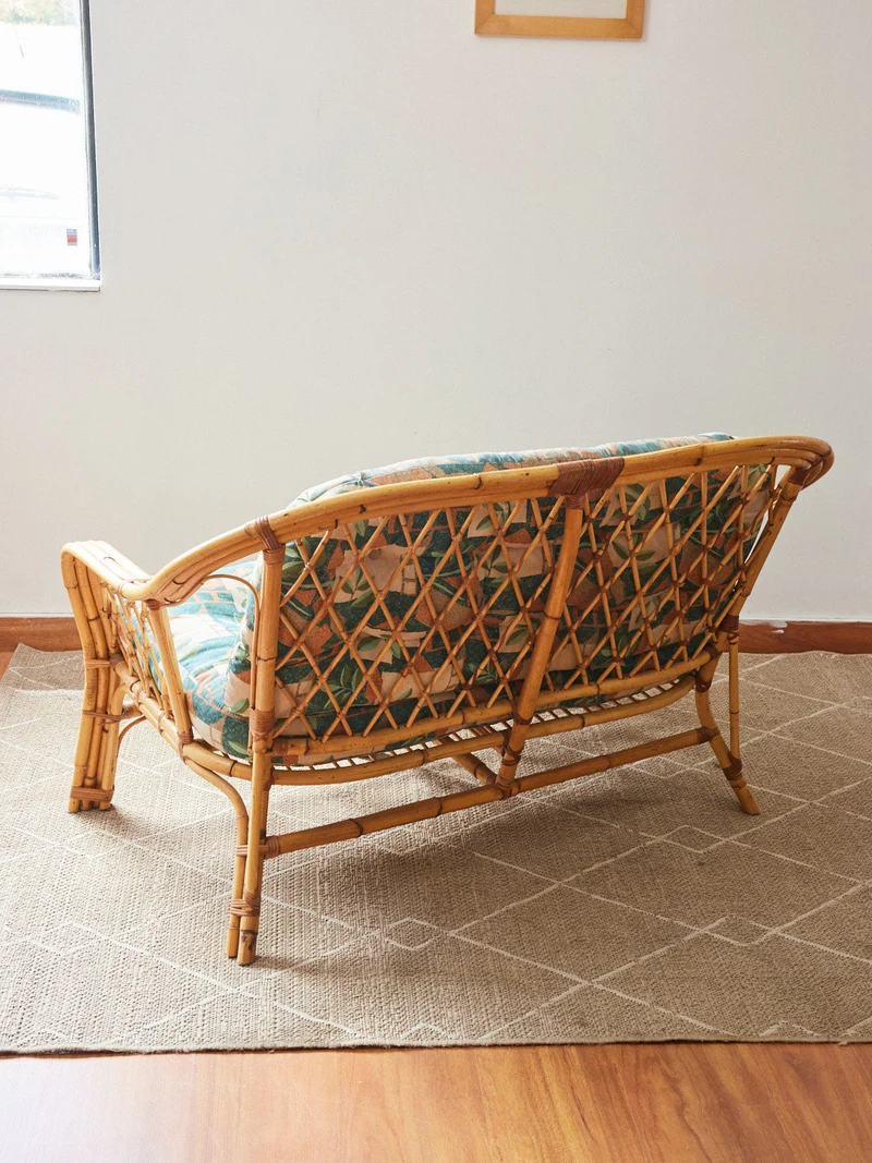 Martine, la banquette en rotin N°52
