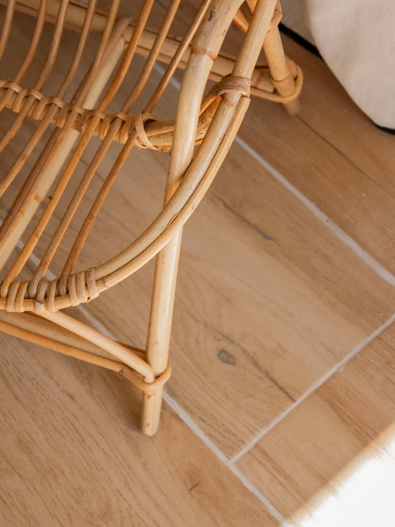 Marcus, le fauteuil pour enfant au design naturel N°320