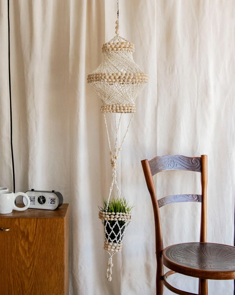 Sonia, la suspension en macramé coquillage N°281