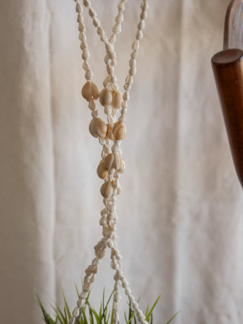 Sonia, la suspension en macramé coquillage N°281