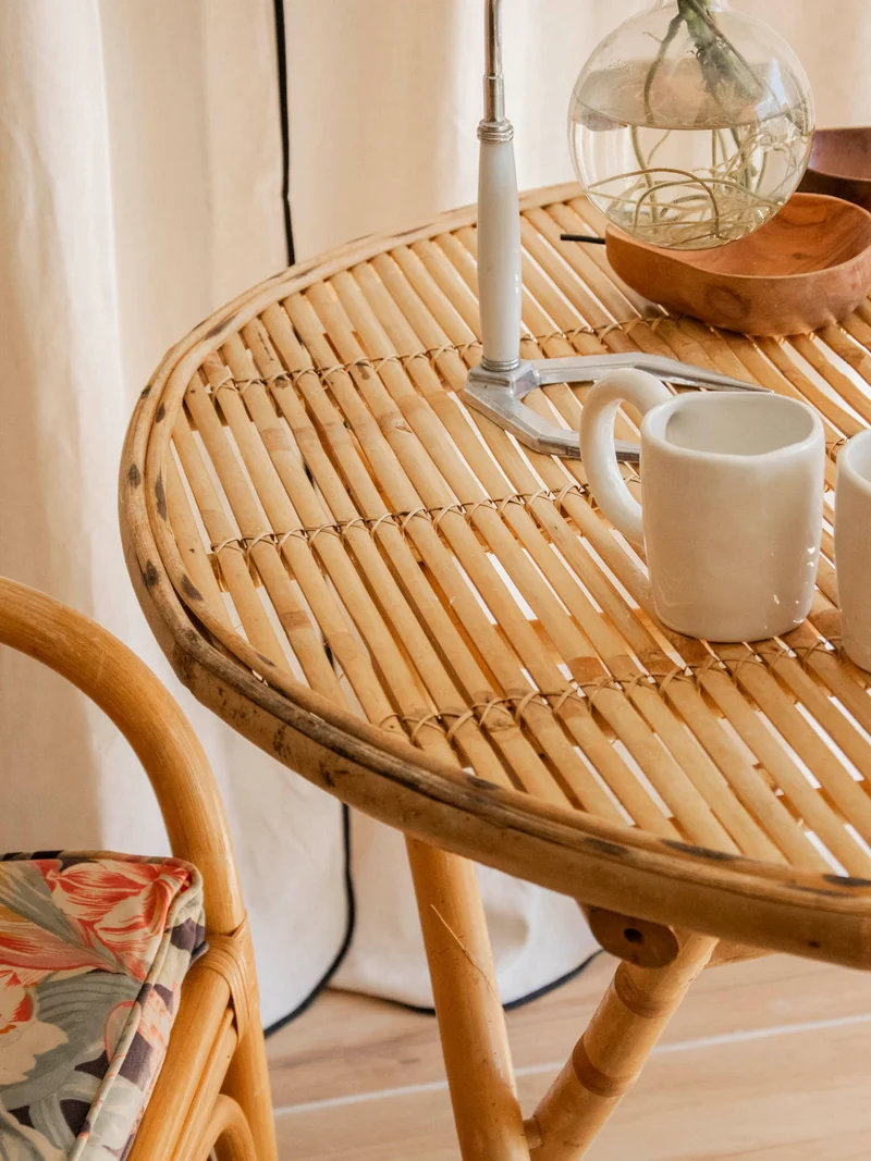 Romy, la table à manger en bambou pliable N°1417