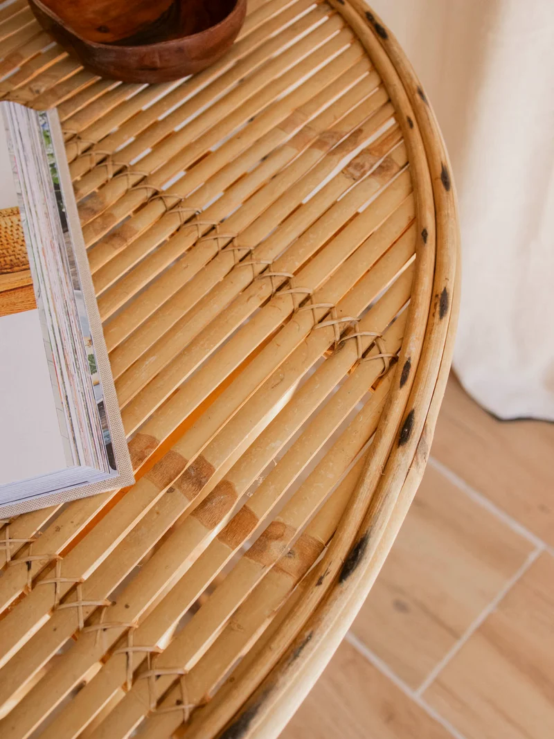 Romy, la table à manger en bambou pliable N°1417