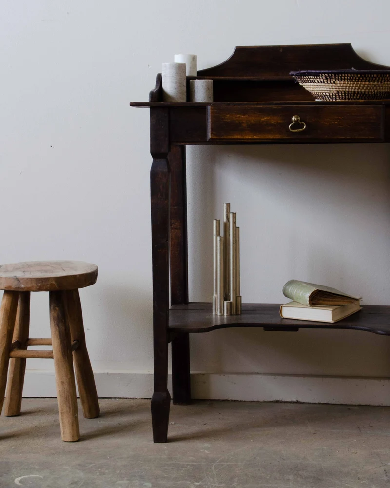 Edouard, le bureau brun foncé N°725