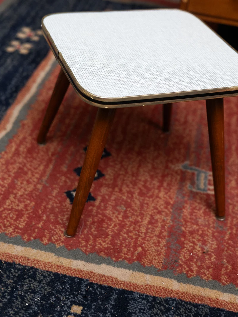 Axel, le tabouret contemporain intemporel N°689
