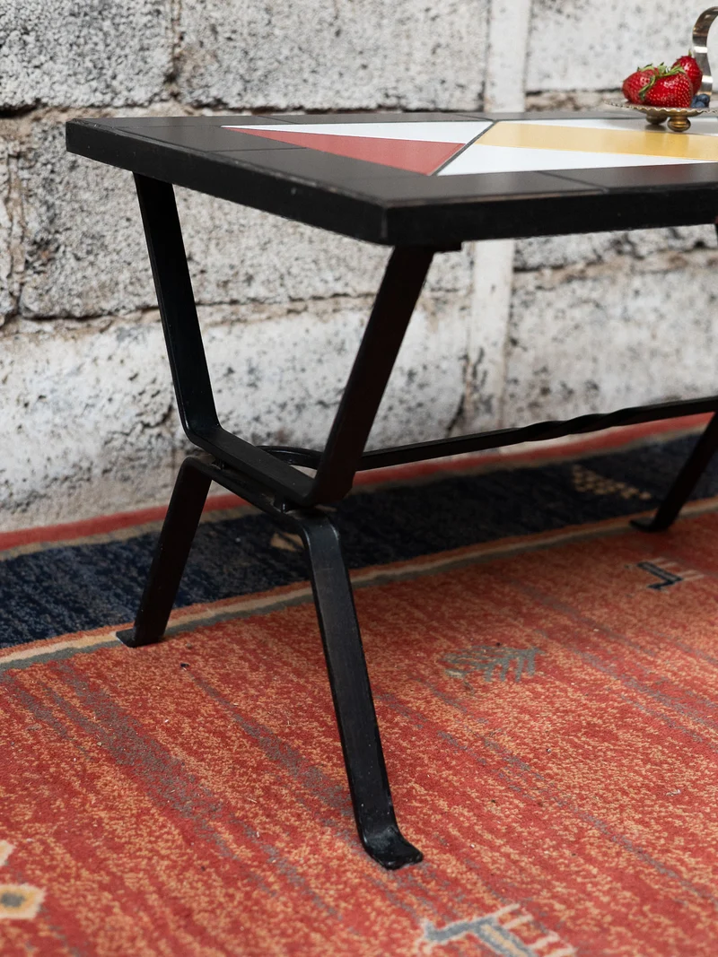 Donna, la table basse colorée d'extérieur N°1047