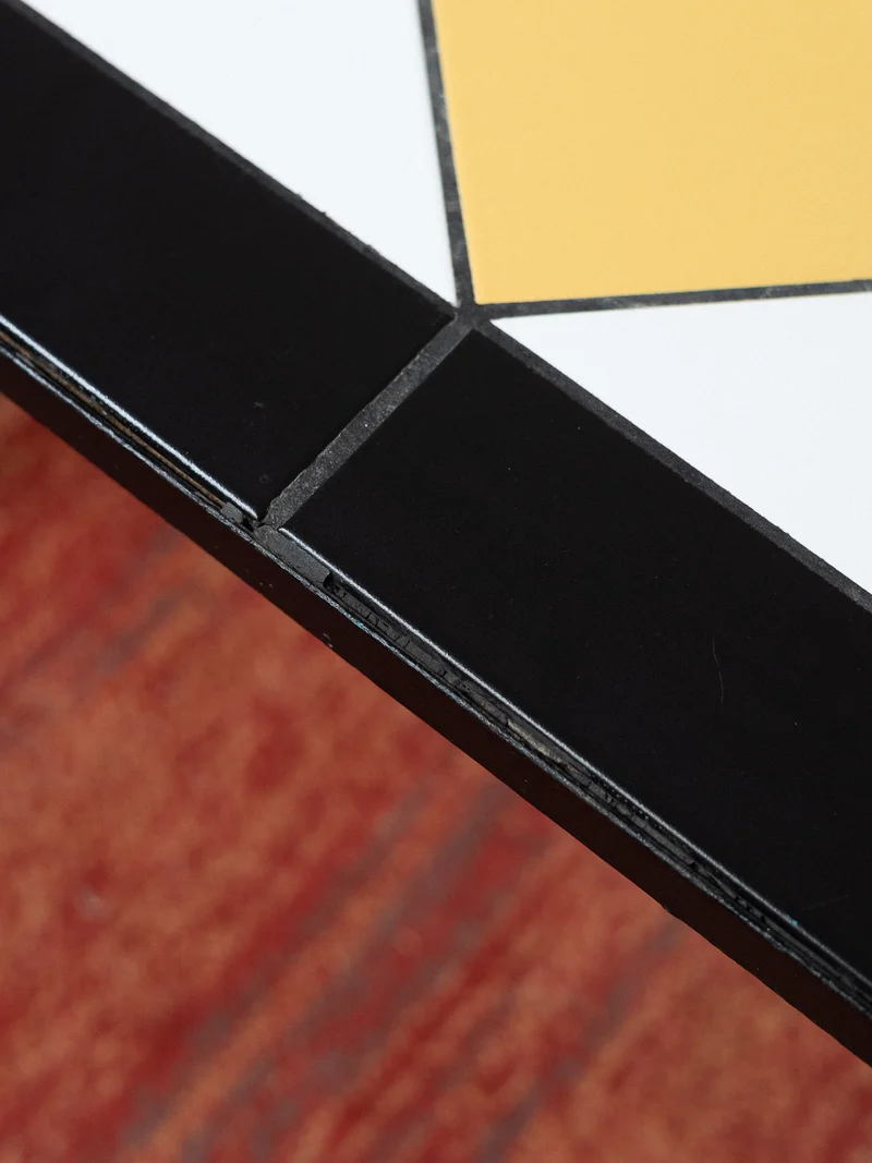 Donna, la table basse colorée d'extérieur N°1047