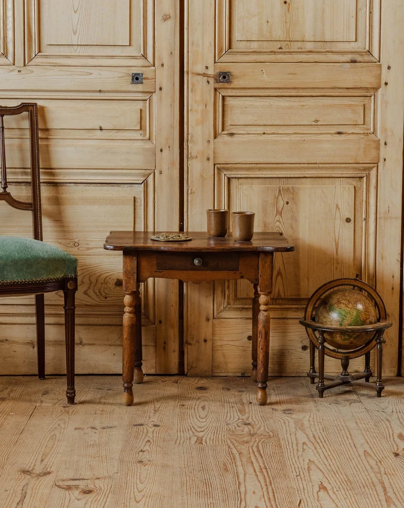 Odile, la table de chevet en bois N°1422