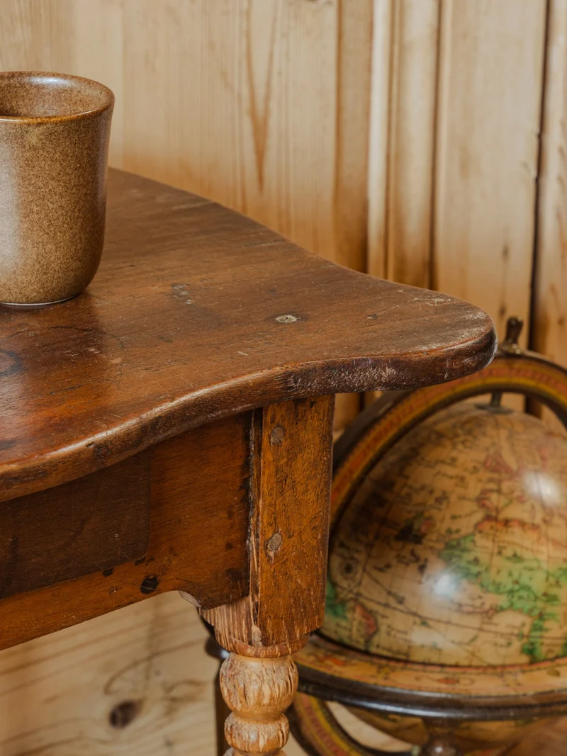 Odile, la table de chevet en bois N°1422