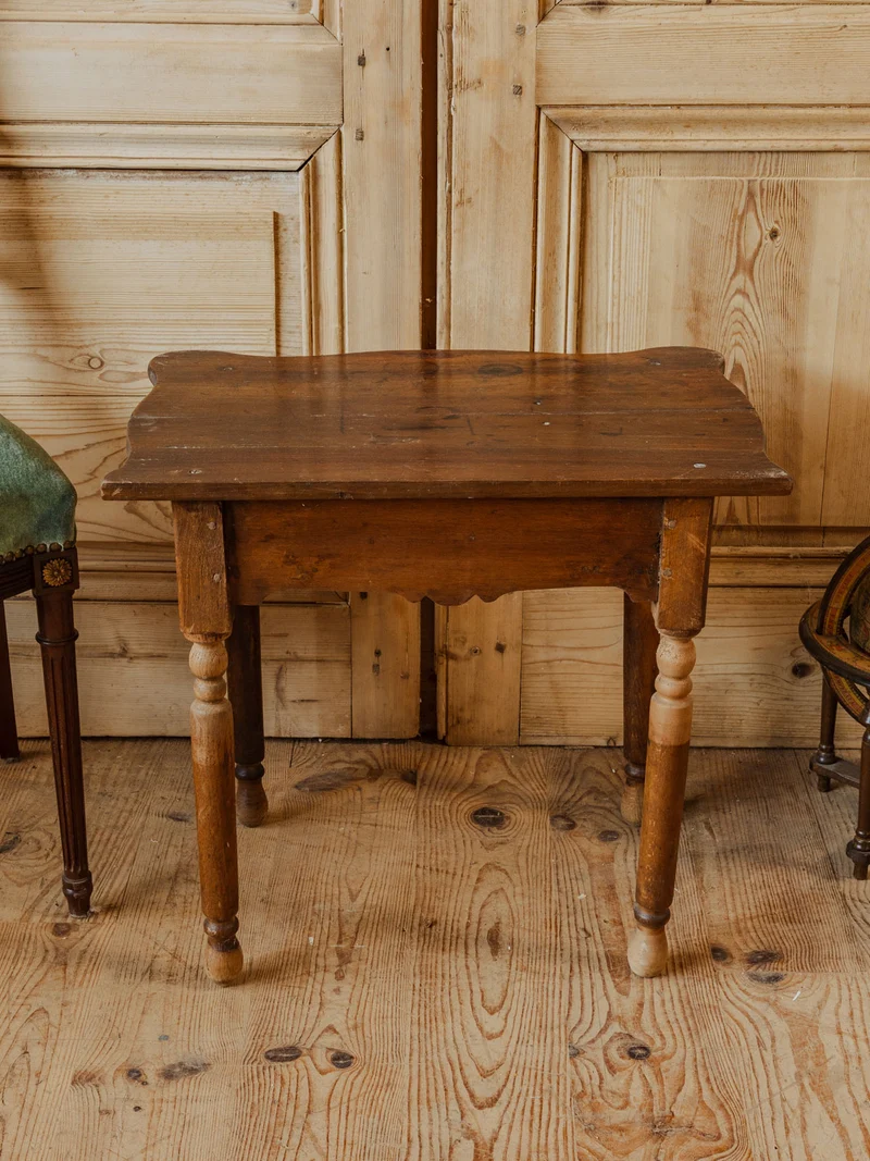 Odile, la table de chevet en bois N°1422