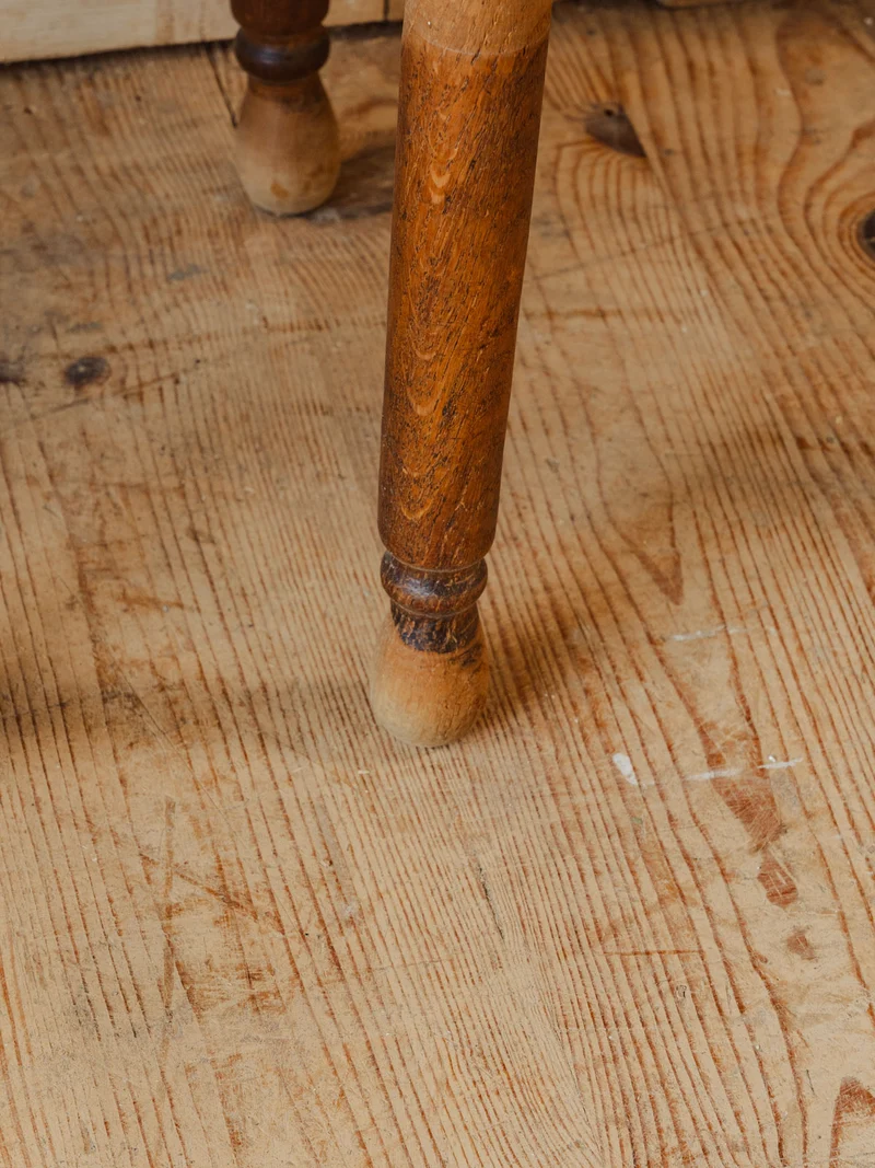 Odile, la table de chevet en bois N°1422