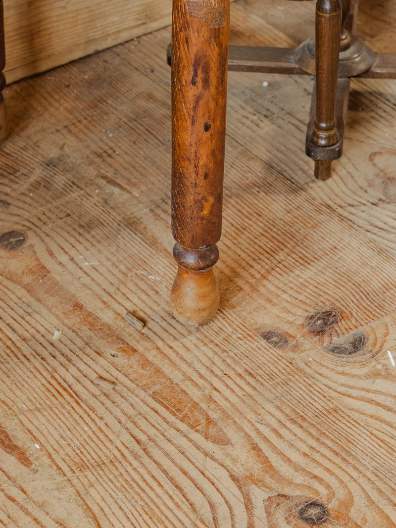 Odile, la table de chevet en bois N°1422