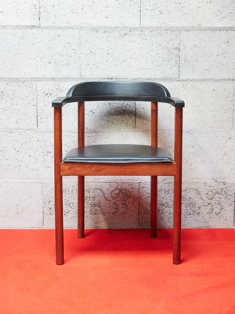 Jakob, le fauteuil scandinave en bois N°1275