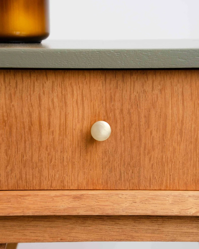 Odile, la table de chevet en bois N°1400