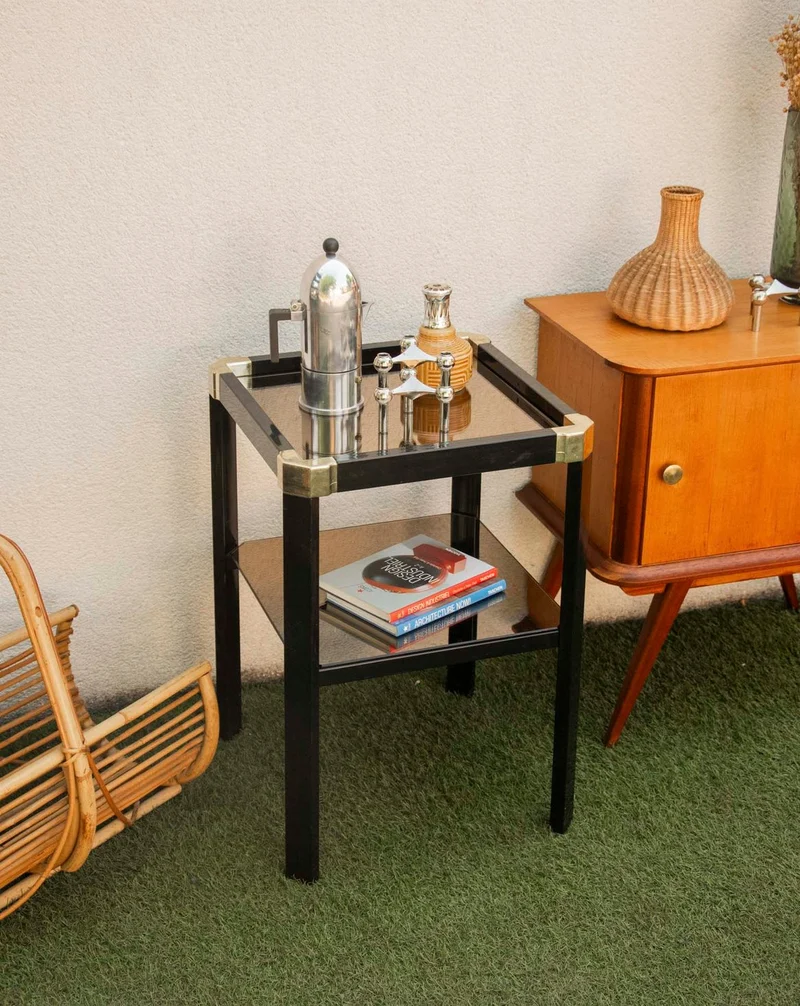Hanna, la table d'appoint au design emblématique N°1389