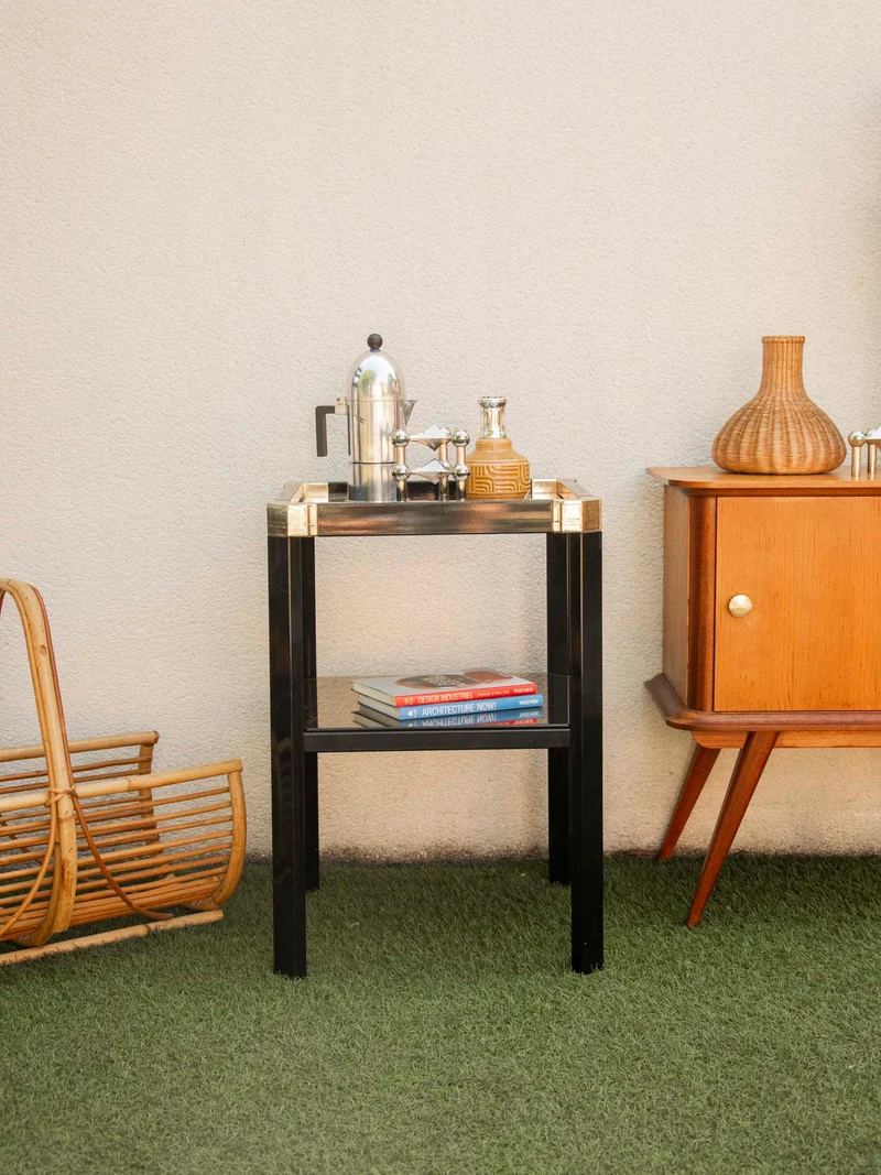 Hanna, la table d'appoint au design emblématique N°1389