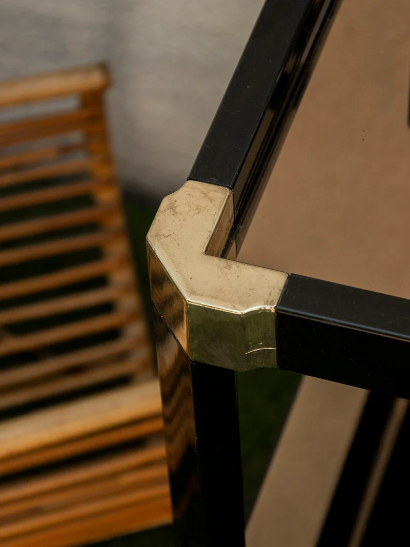 Hanna, la table d'appoint au design emblématique N°1389