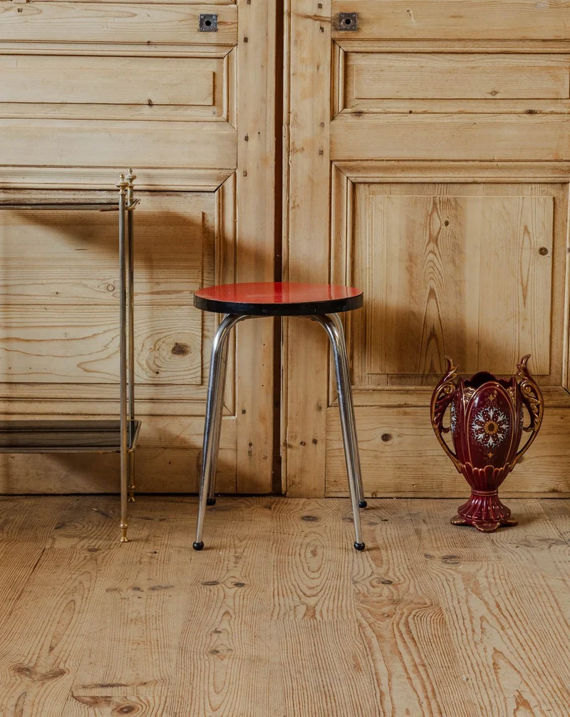 Axel, le tabouret en formica N°691