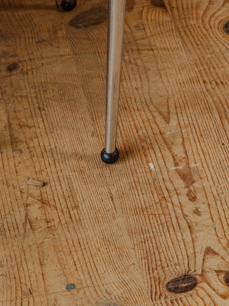 Axel, le tabouret en formica N°691