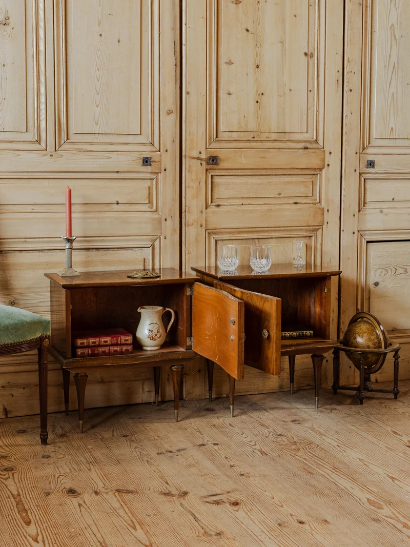 Odile, la paire de tables de chevet en bois N°1423