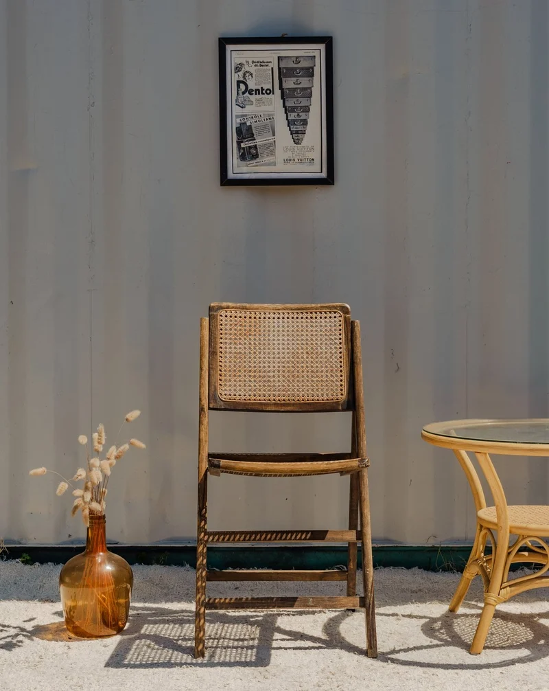 Claude, la chaise en bois et cannage N°1348