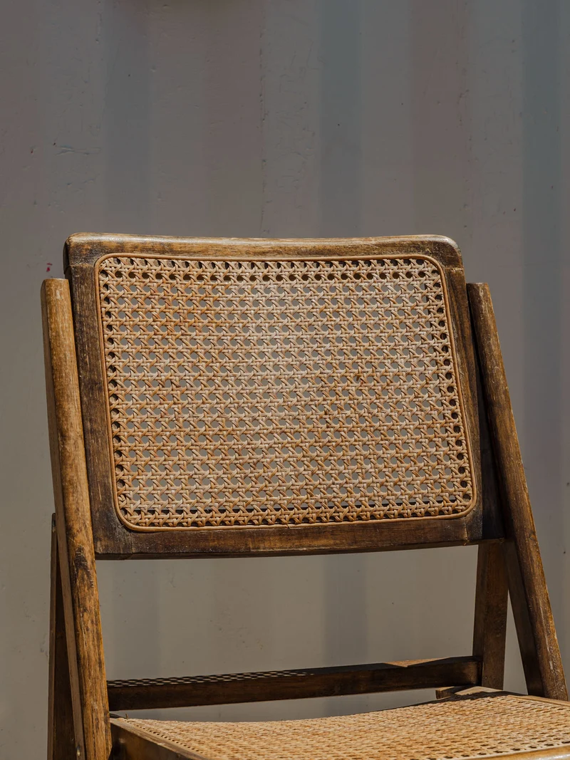 Claude, la chaise en bois et cannage N°1348
