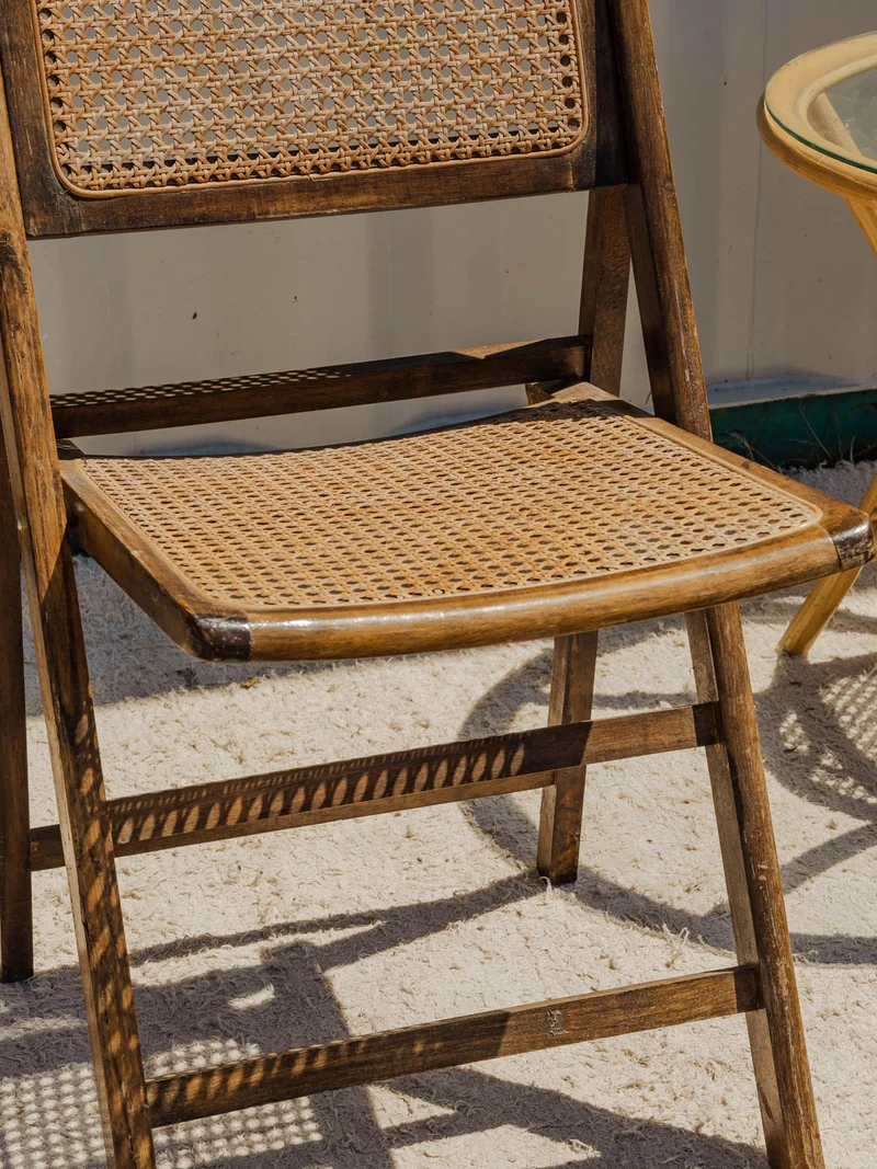 Claude, la chaise en bois et cannage N°1348