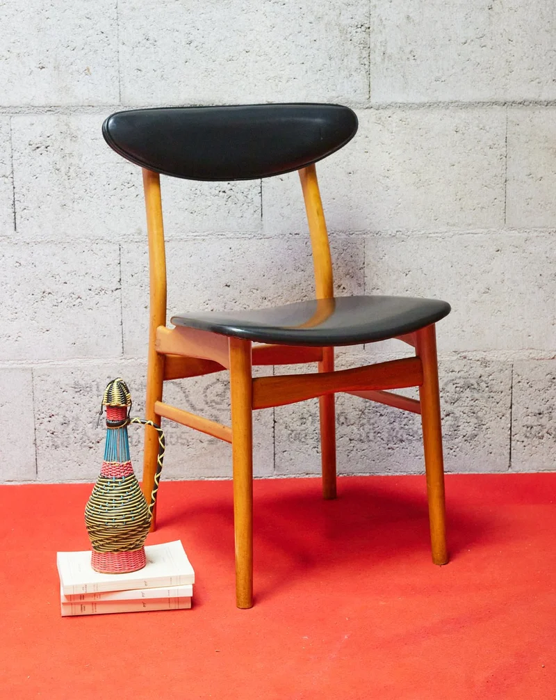 Alma, la chaise scandinave en bois N°1626