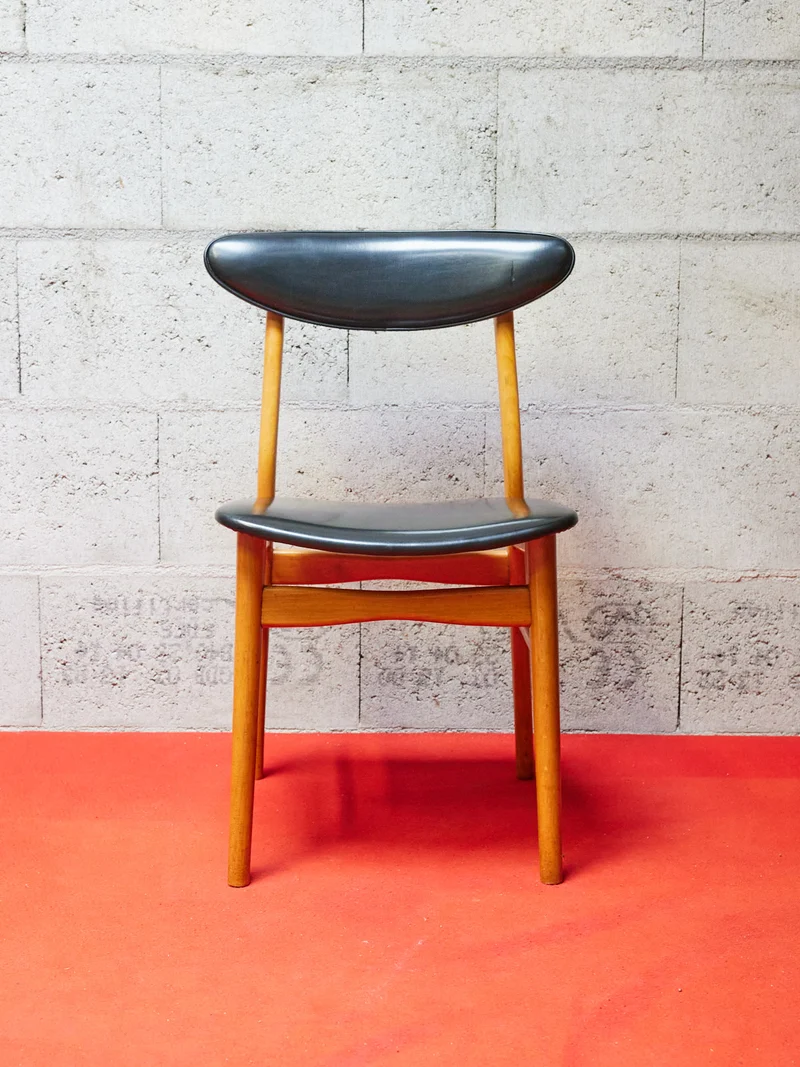 Alma, la chaise scandinave en bois N°1626