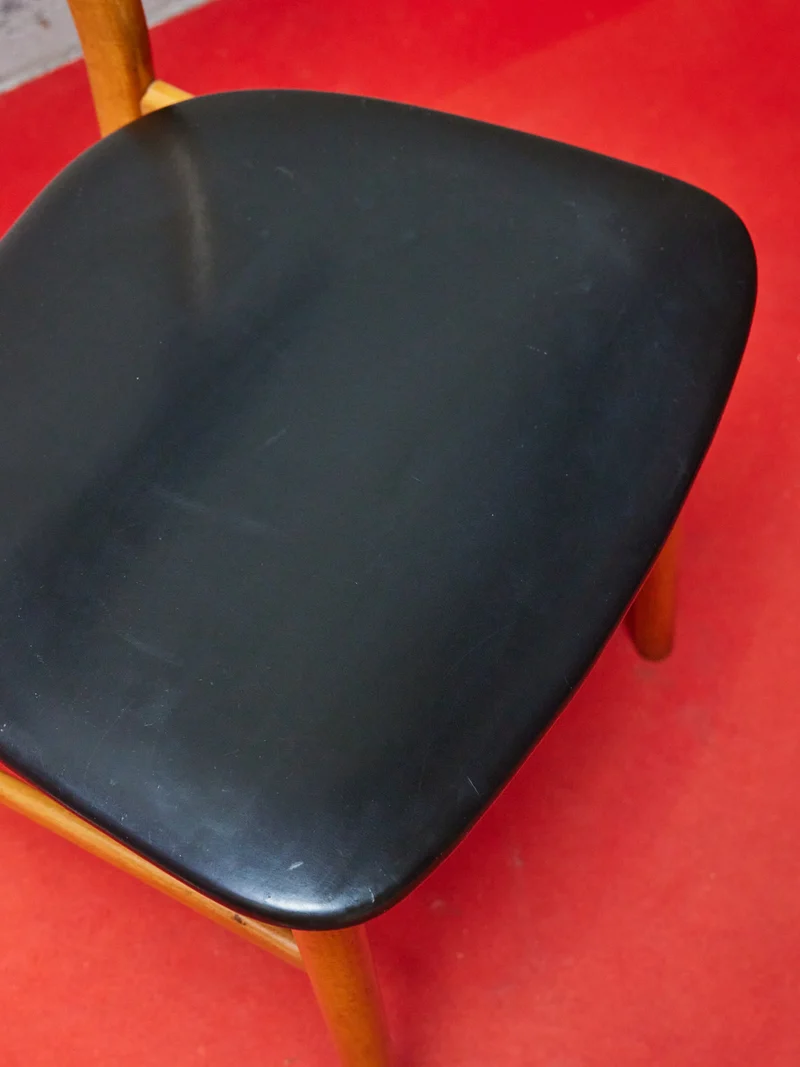 Alma, la chaise scandinave en bois N°1626