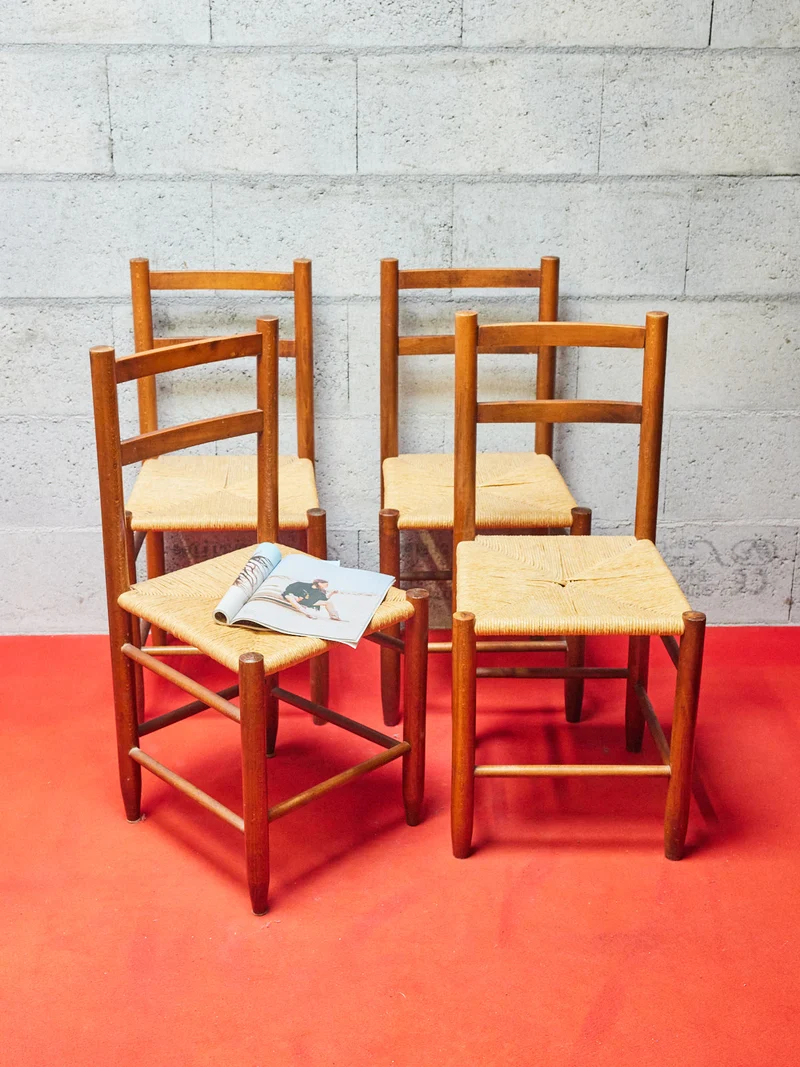 Claude, le lot de 4 chaises en bois N°1313