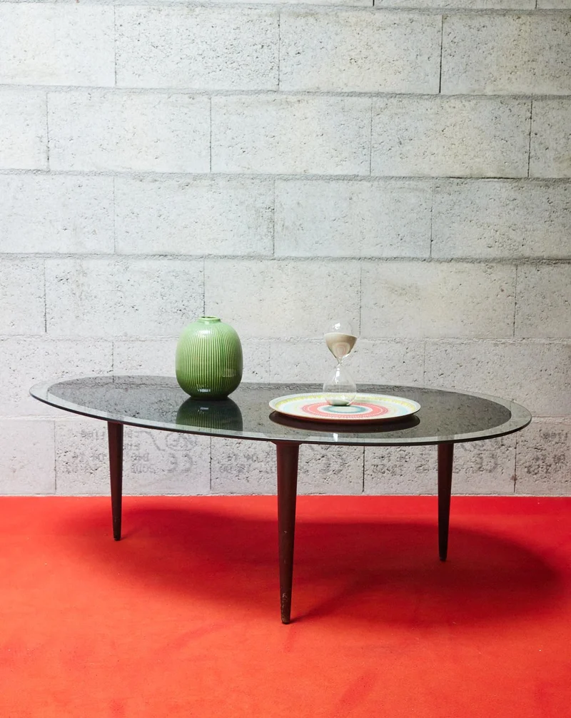 Donna, la table basse en verre N°1022
