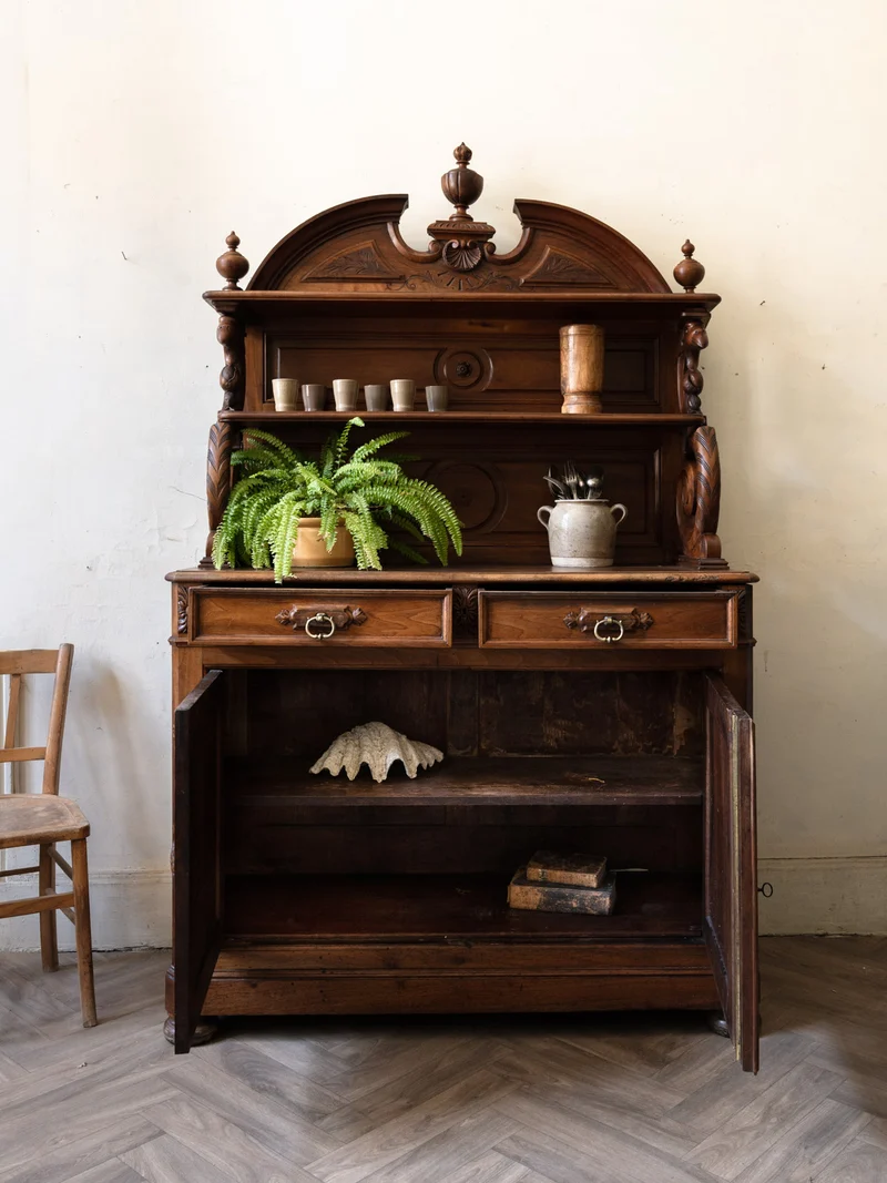 Gilbert, le buffet deux-corps en bois massif N°1636