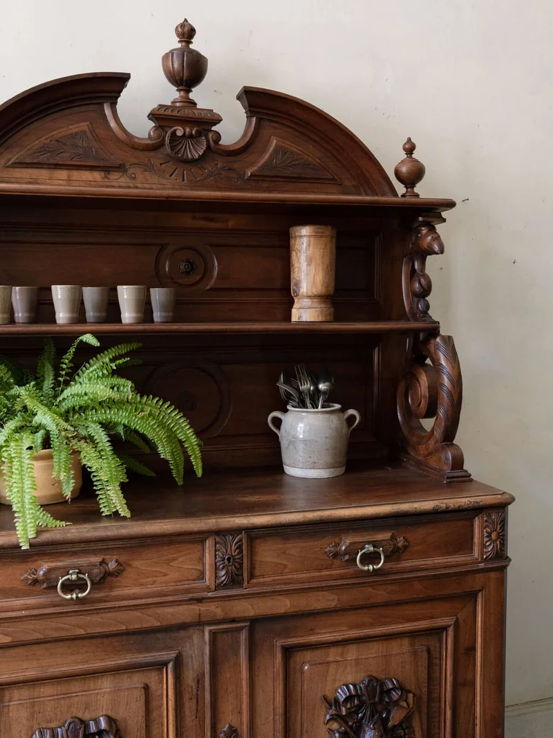 Gilbert, le buffet deux-corps en bois massif N°1636