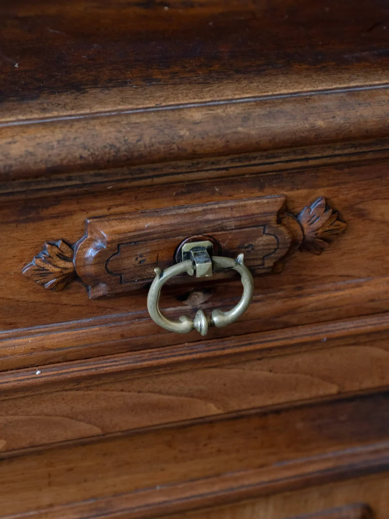 Gilbert, le buffet deux-corps en bois massif N°1636
