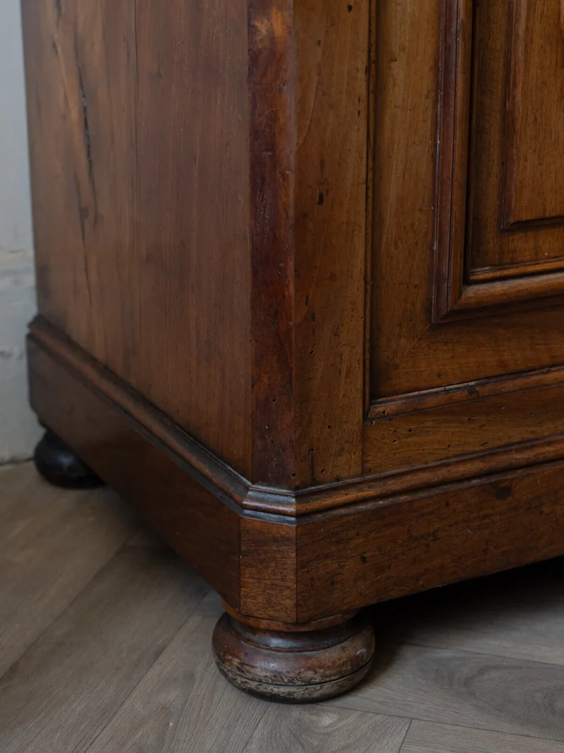 Gilbert, le buffet deux-corps en bois massif N°1636