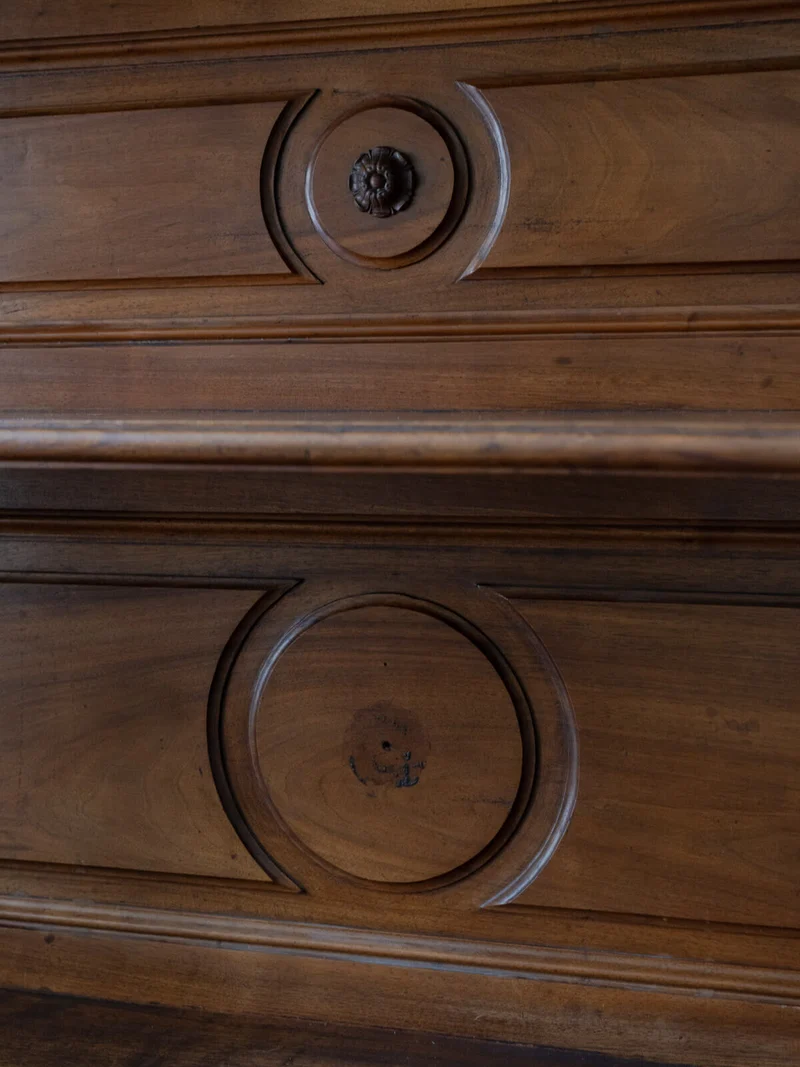 Gilbert, le buffet deux-corps en bois massif N°1636