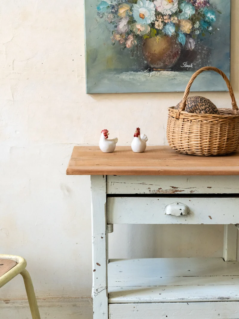 Francine, la table d'appoint vintage en bois N°1022