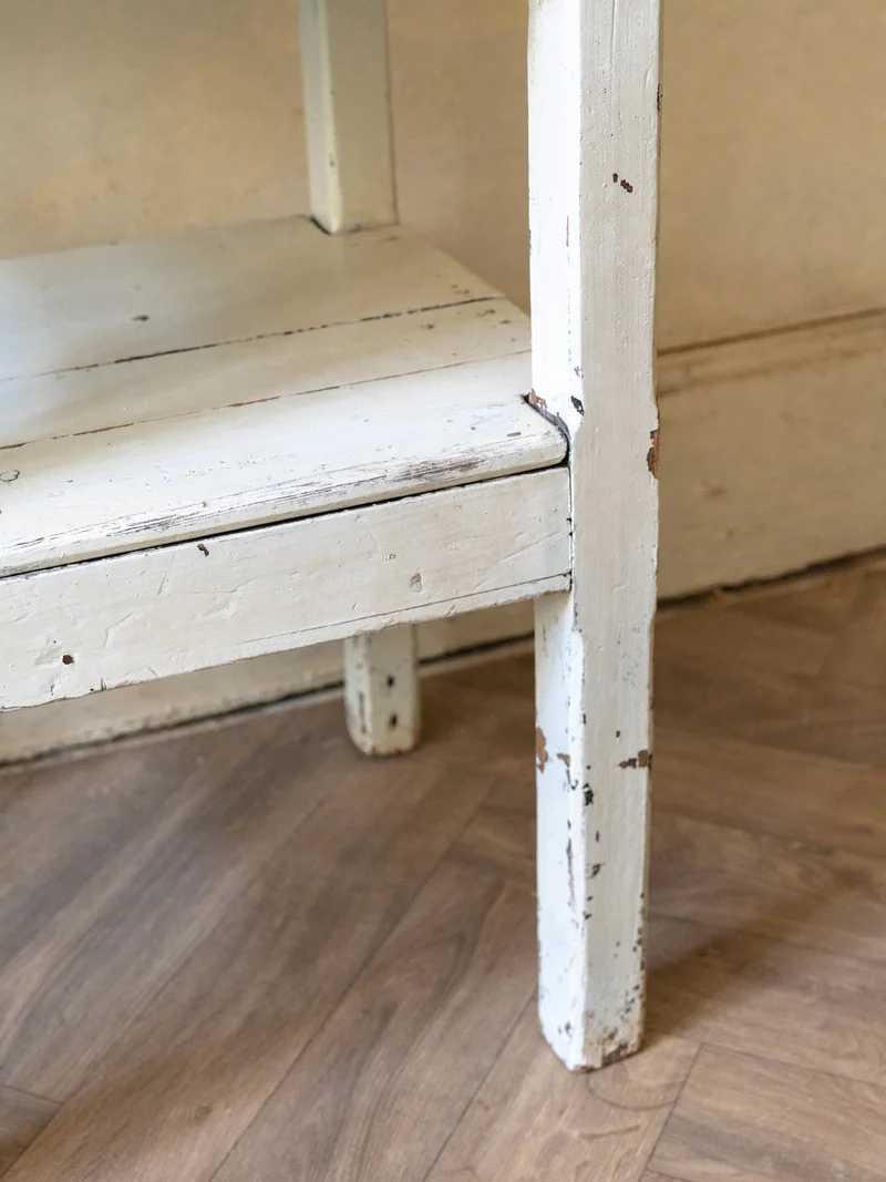 Francine, la table d'appoint vintage en bois N°1022