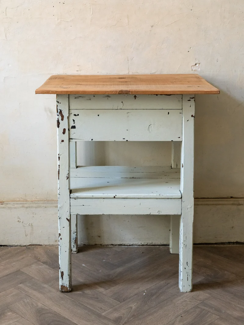 Francine, la table d'appoint vintage en bois N°1022