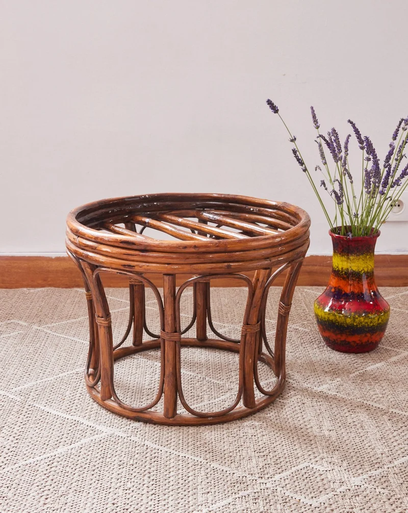 Regis, le tabouret en rotin N°1416