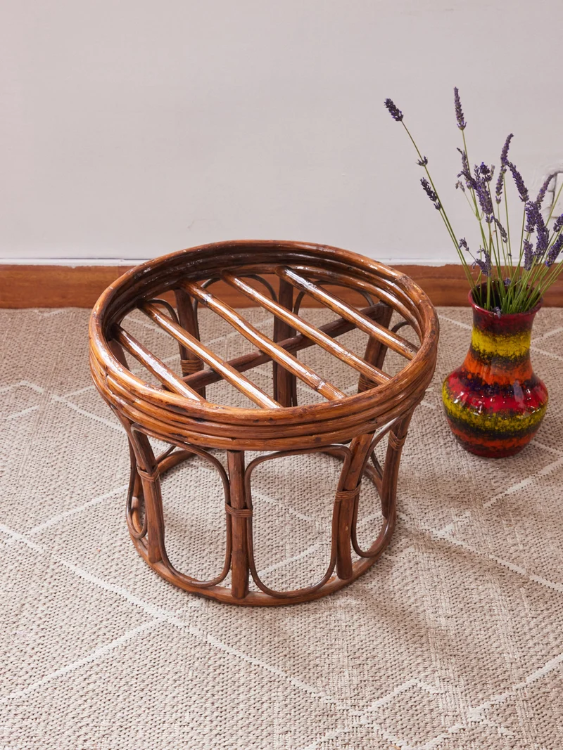 Regis, le tabouret en rotin N°1416