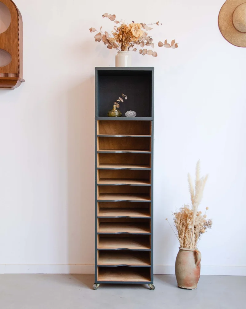 Isabelle, le casier trieur en bois N°304