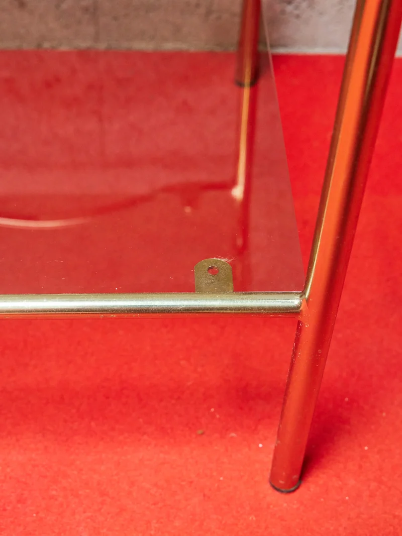 Maïa, la table de chevet en laiton N°1488